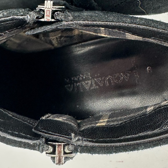 Aquatalia Black Booties Small Heel Suede Leather Womens 9 - Picture 5 of 11